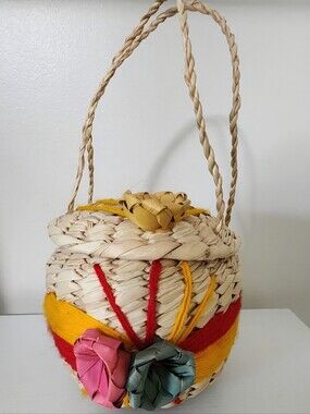 Vintage Woven Palm Leaf Lidded Bag Floral Boho Artisinal Cottagecore Festival